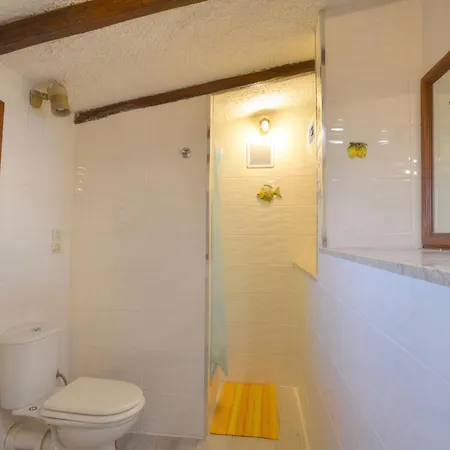 Tanah-lot By Interhome فيلة