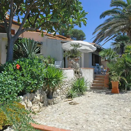 Tanah-lot By Interhome فيلة Villa Targia